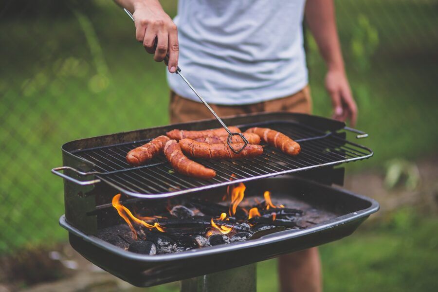 Sommerliche Grillrezepte von Rippchen bis Pfirsich