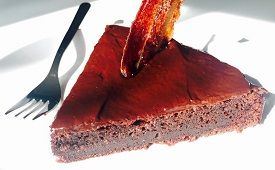Black Crystal Cake: Der besondere BBQ-Kuchen