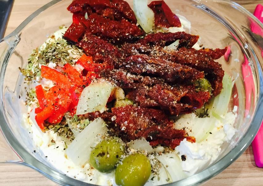 Pikante Feta Creme: Ein Rezept für Grill & BBQ – Foto 4