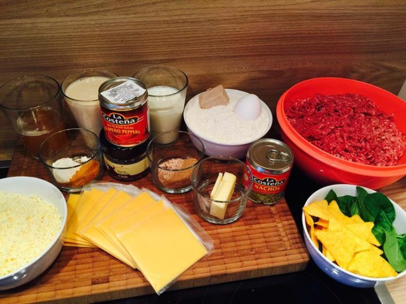 Rezept für einen extra langen Chili Cheese Burger – Foto 2