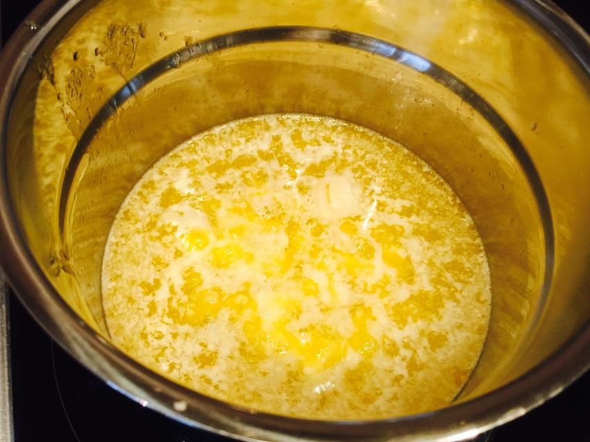 Saftiger Kotelettbraten mit Knoblauch und Thymian – Foto 6