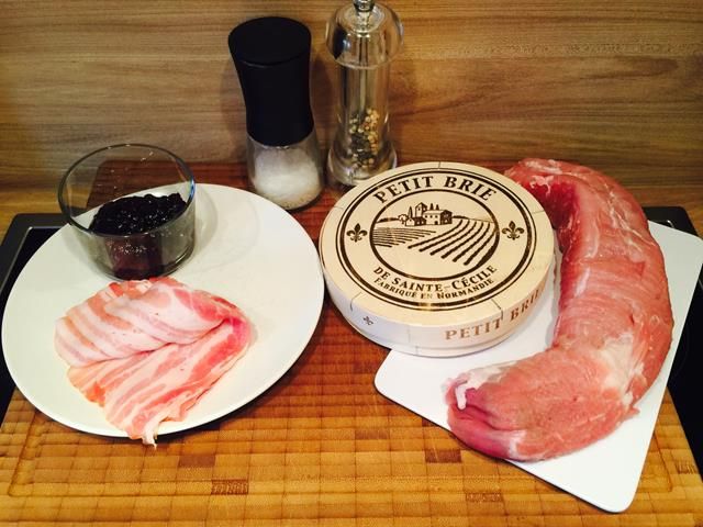 Schweinefilet im Baconmantel mit Brie-Preiselbeer-Krone – Foto 2